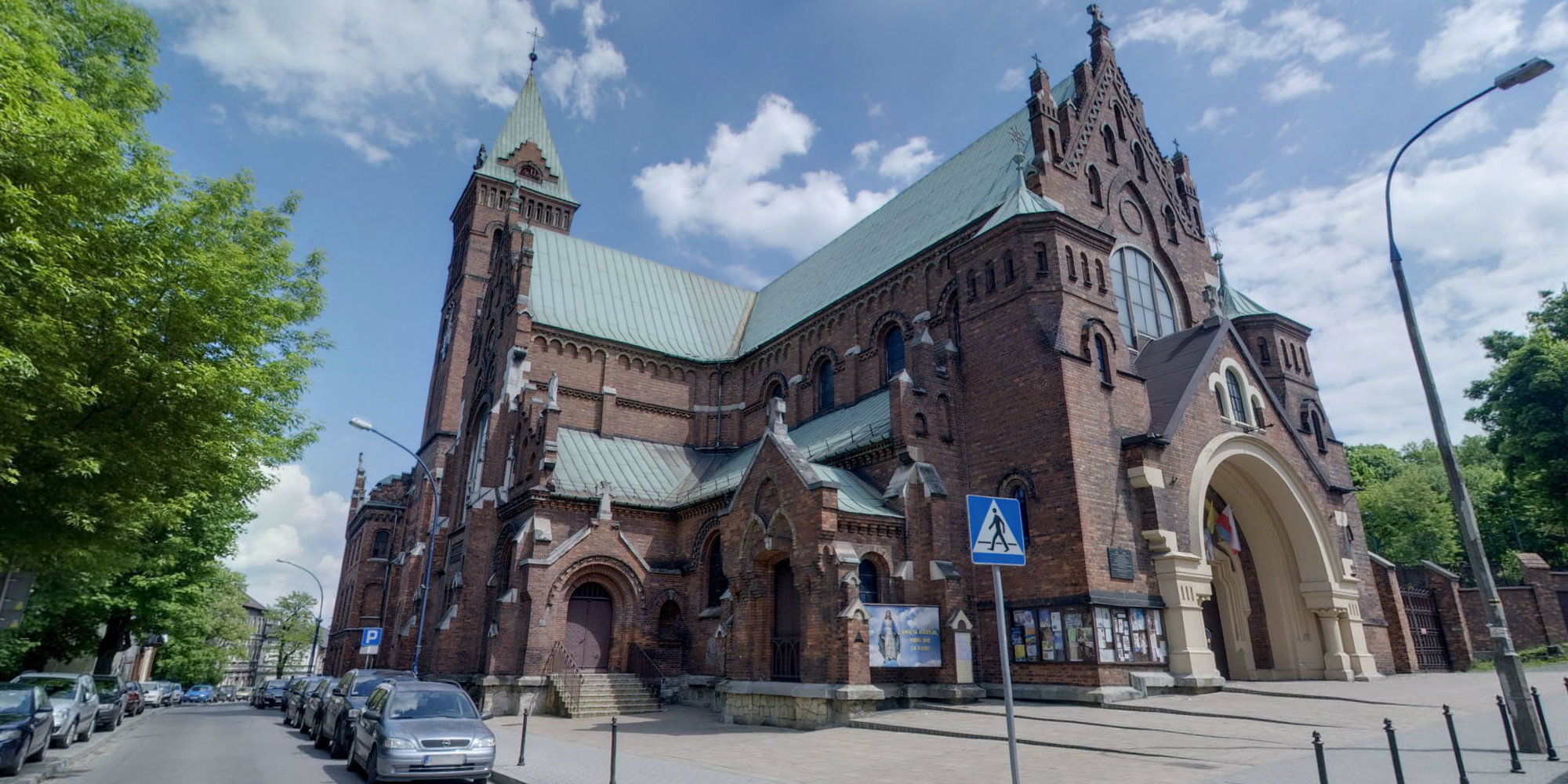 Sanktuarium Matki Bożej Rychwałdzkiej Bazylika Mniejsza Pw św Mikołaja Sanktuarium Matki Bożej Nieustającej Pomocy i klasztor oo